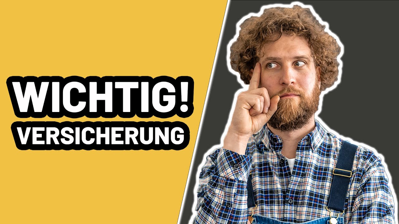 Tobias Haack mit dem Finger an der Schläfe neben dem Schriftzug „Wichtig! Versicherung“